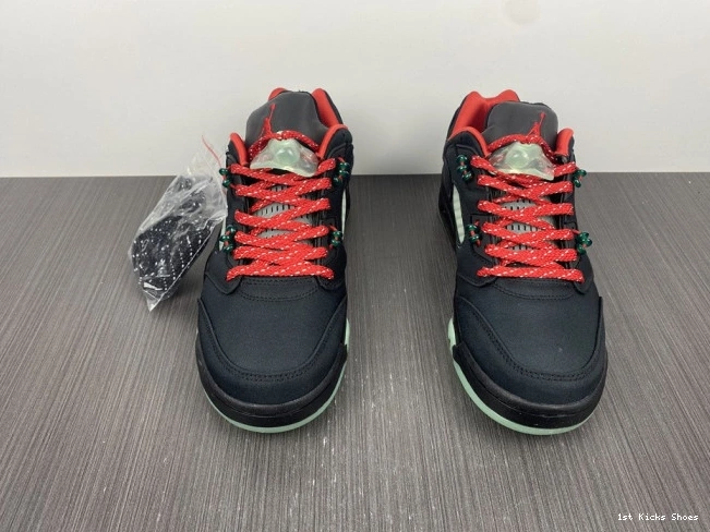 1st Kicks Anthracite Jordan 5 Air DM4640-036 Retro 0731